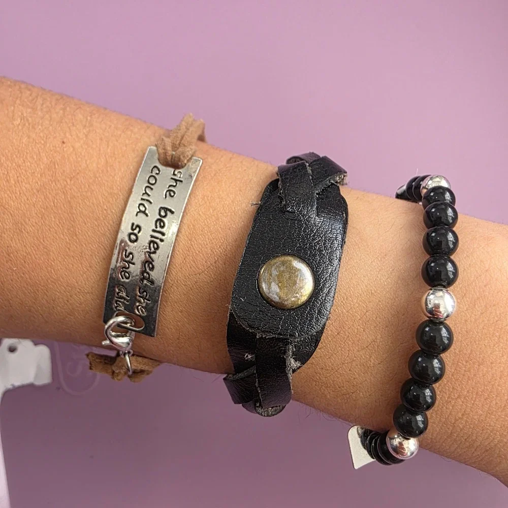 Victoria Jewels assorted bracelet